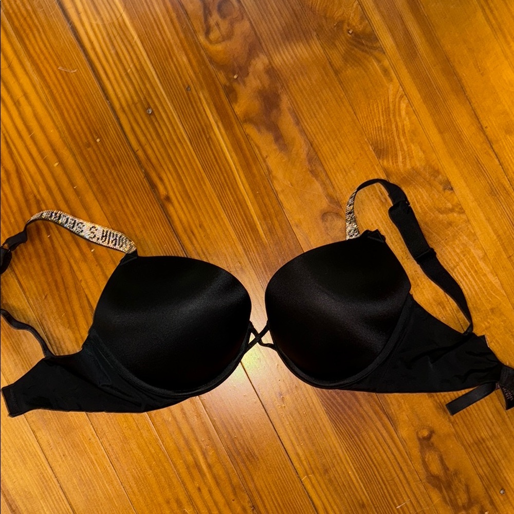 Black Women's Bra with Patterned Straps